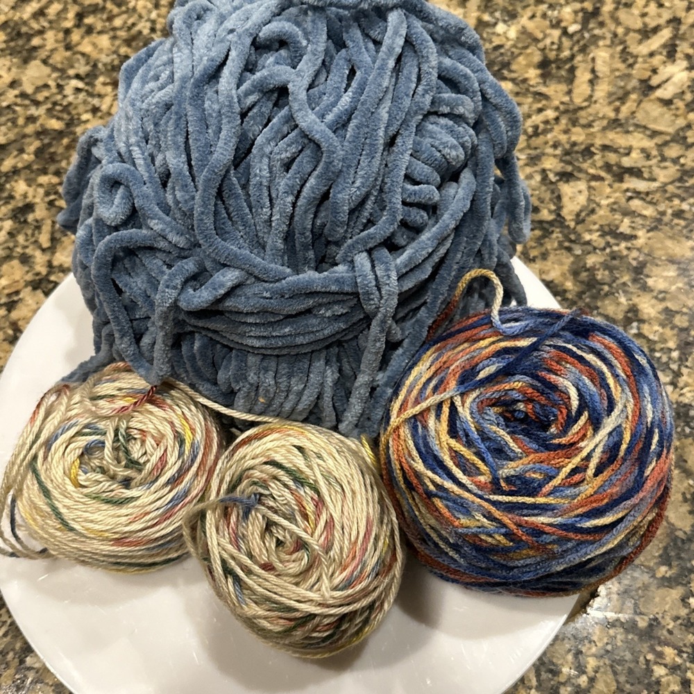 Chunky Chenille‎ Bulky Yarn And Yarn Mixed LOT - Blue, Multi-color Cakes/Balls